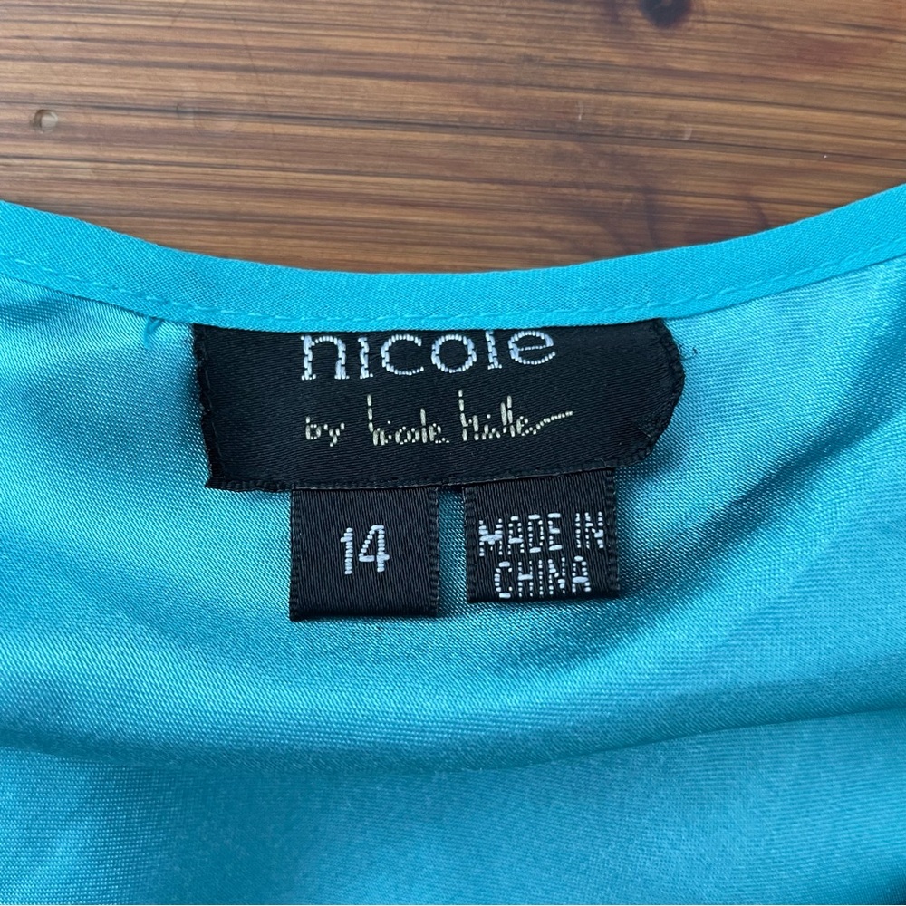Nicole by Nicole Miller Retro Inspired Floral Top - Size 14 - Picture 3 of 10